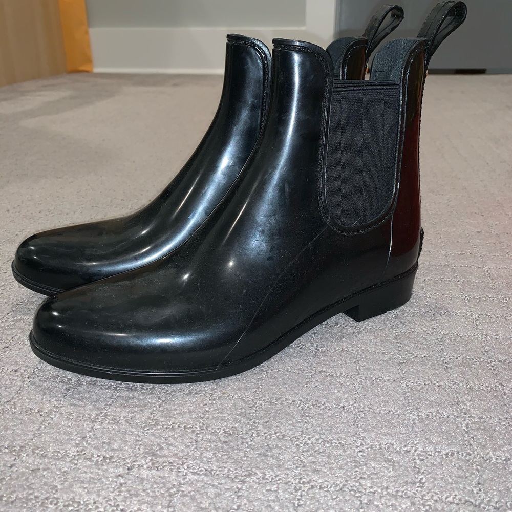 Rain boots
